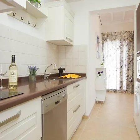 Palmyra Playa Blanca (Lanzarote)